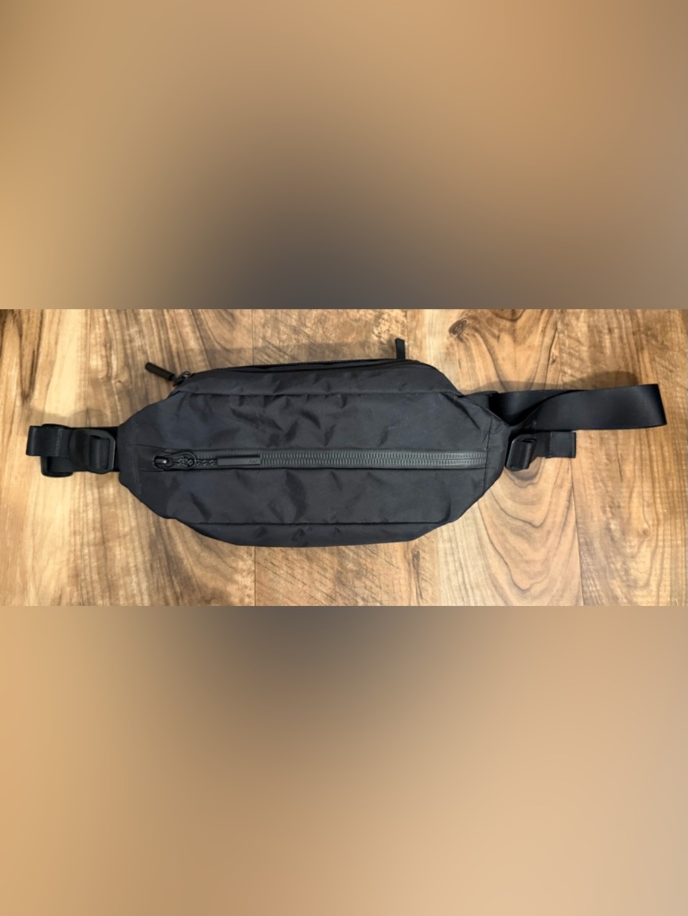 Aer City Sling 2 (XPAC) 2.5L - excellent minimal urban carry.